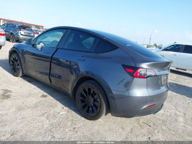 2023 TESLA MODEL Y 7SAYGDEE5PA099226 Photo 2