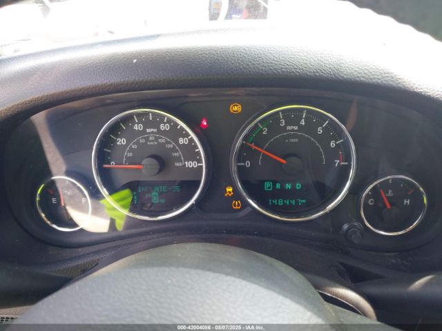 1C4BJWEG9FL529646 Jeep Wrangler Unlimited Sahara