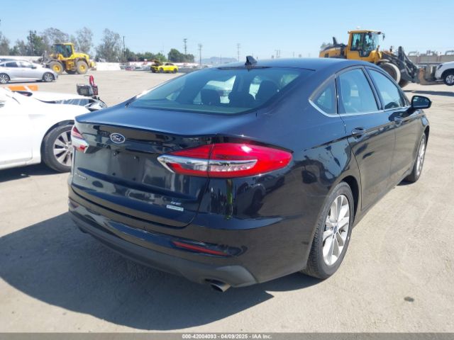3FA6P0HD8LR171120 Ford FUSION SE