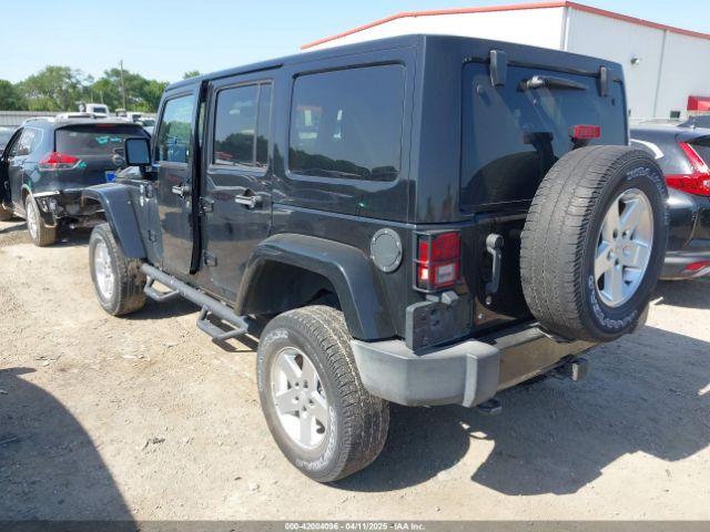 2015 JEEP WRANGLER UNLIMITED 1C4BJWEG0FL717536 Photo 2