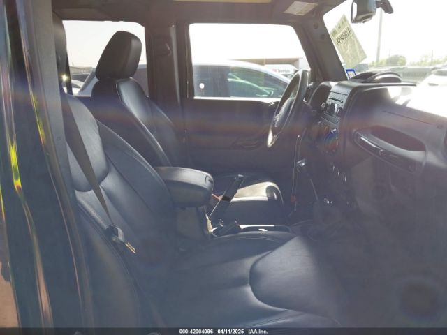2015 JEEP WRANGLER UNLIMITED 1C4BJWEG0FL717536 Photo 4