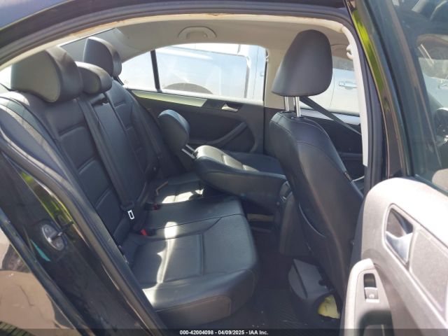 3VWD07AJ3EM324594 Volkswagen Jetta 1.8t Se