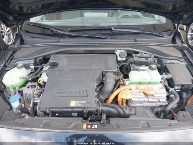 KMHC65LD7LU228965 Hyundai Ioniq Plug-in Hybrid Se
