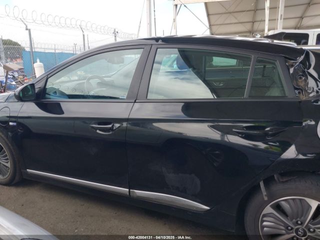 KMHC65LD7LU228965 Hyundai Ioniq Plug-in Hybrid Se