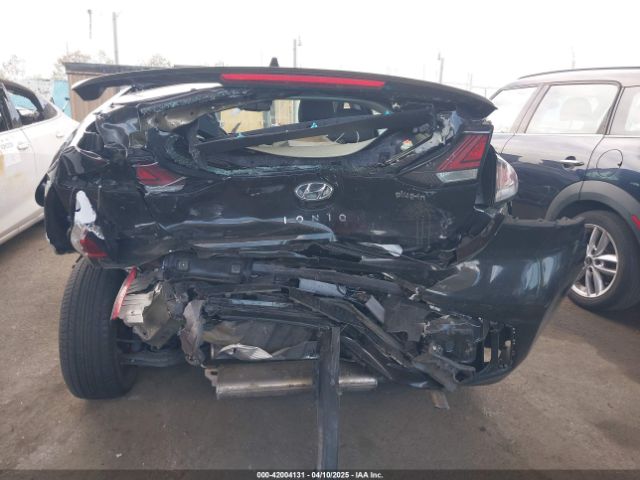 KMHC65LD7LU228965 Hyundai Ioniq Plug-in Hybrid Se