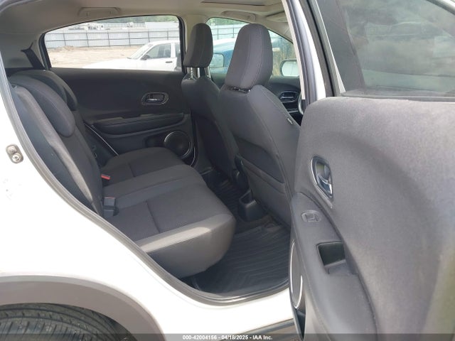 3CZRU6H57NM724989 Honda Hr-v Awd Ex