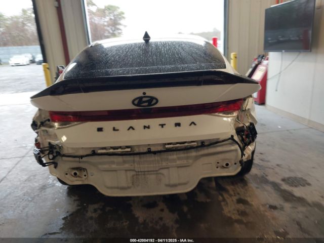 5NPLS4AG9NH055048 Hyundai ELANTRA SEL