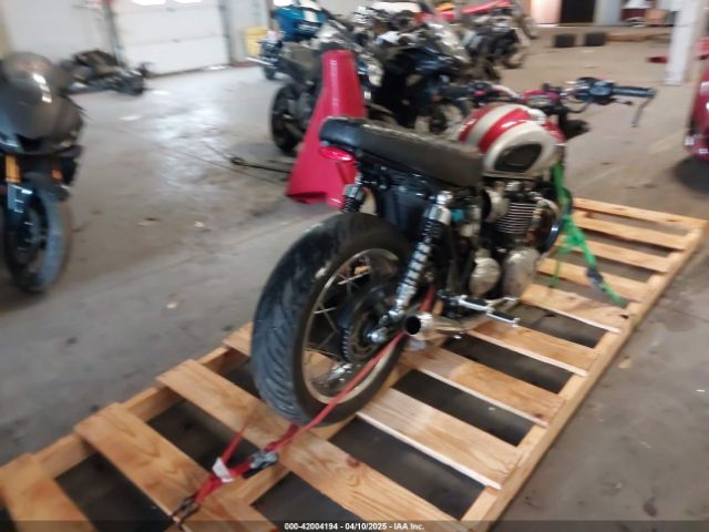 2018 TRIUMPH MOTORCYCLE BONNEVILLE SMTD40HL9JT862509 Photo 2