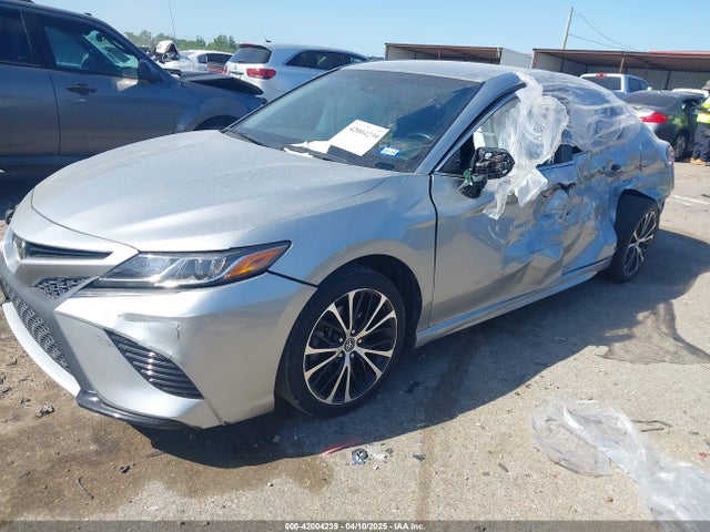 4T1B11HK6JU103253 Toyota CAMRY SE