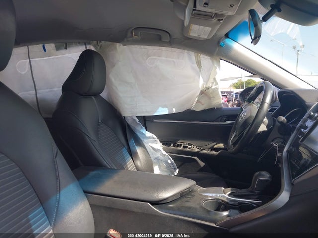 4T1B11HK6JU103253 Toyota CAMRY SE