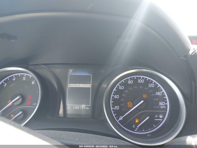 4T1B11HK6JU103253 Toyota CAMRY SE