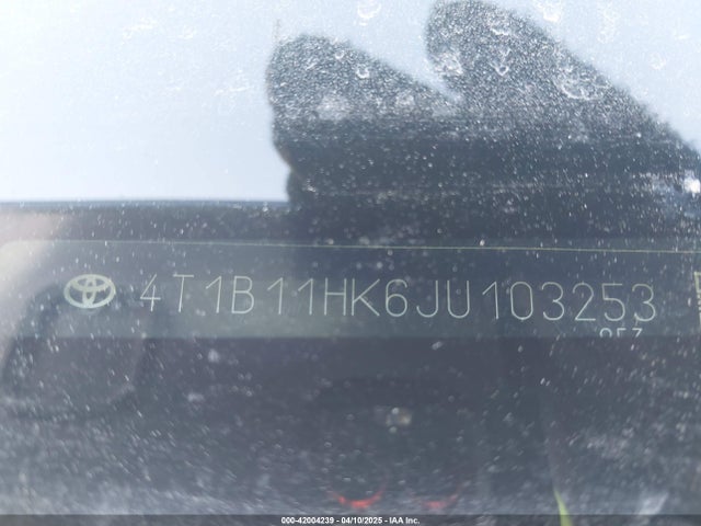 4T1B11HK6JU103253 Toyota CAMRY SE