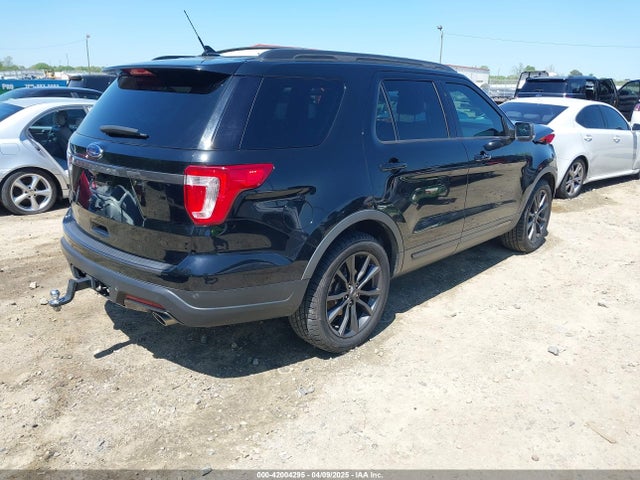 1FM5K7D85JGC38990 Ford EXPLORER XLT