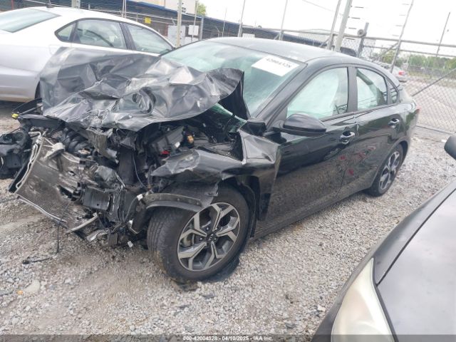 3KPF24ADXME410282 KIA Forte Lxs
