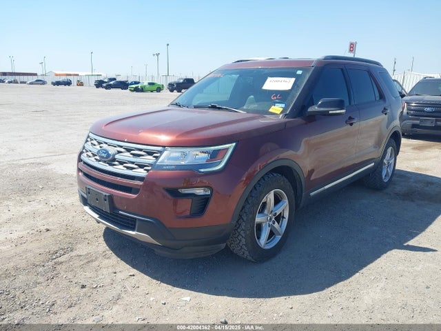 Ford EXPLORER XLT 2018 1FM5K7D88JGB17094 Image 2