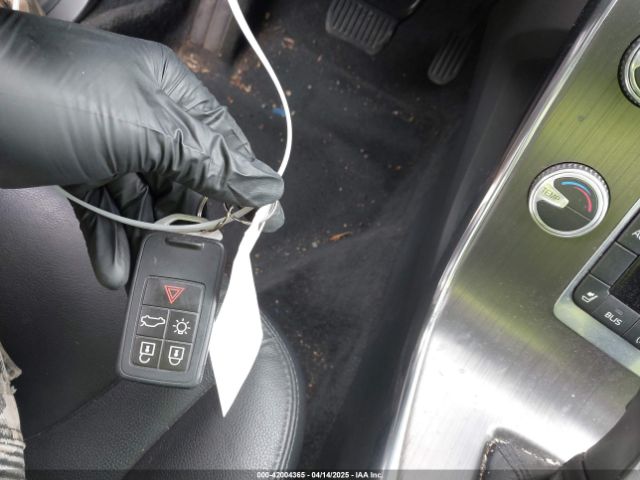 YV140MFK6F1346875 Volvo S60 T5 Premier