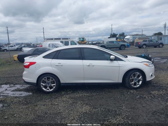 1FADP3J27EL142095 Ford Focus Titanium