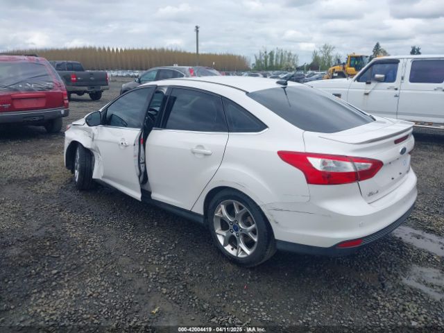 1FADP3J27EL142095 Ford Focus Titanium