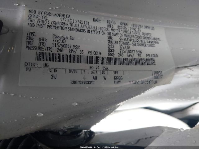 1FADP3J27EL142095 Ford Focus Titanium