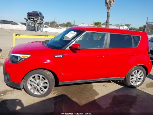 KNDJN2A25K7661566 KIA Soul