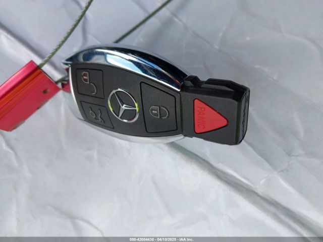 WDC0G4JB0HF143195 Mercedes-Benz GLC 300