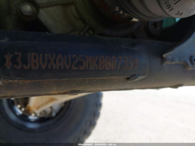 2021 CAN-AM MAVERICK X3 3JBVXAV25MK000739 Photo 9