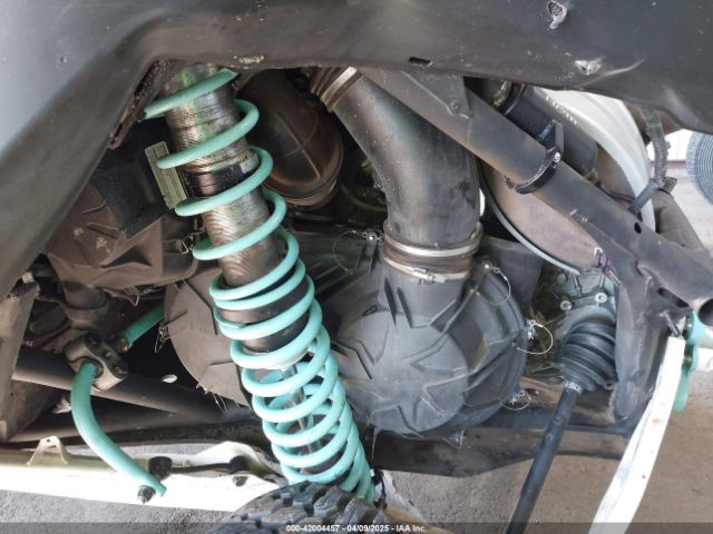 2021 CAN-AM MAVERICK X3 3JBVXAV25MK000739 Photo 8