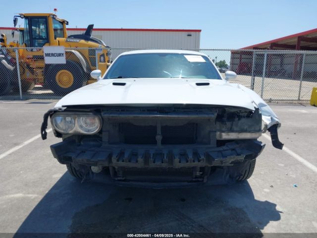 2C3CDYAG4EH153516 Dodge Challenger Sxt