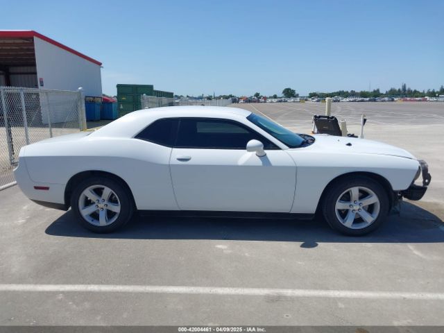 2C3CDYAG4EH153516 Dodge Challenger Sxt