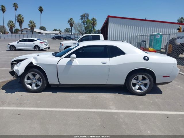 2C3CDYAG4EH153516 Dodge Challenger Sxt