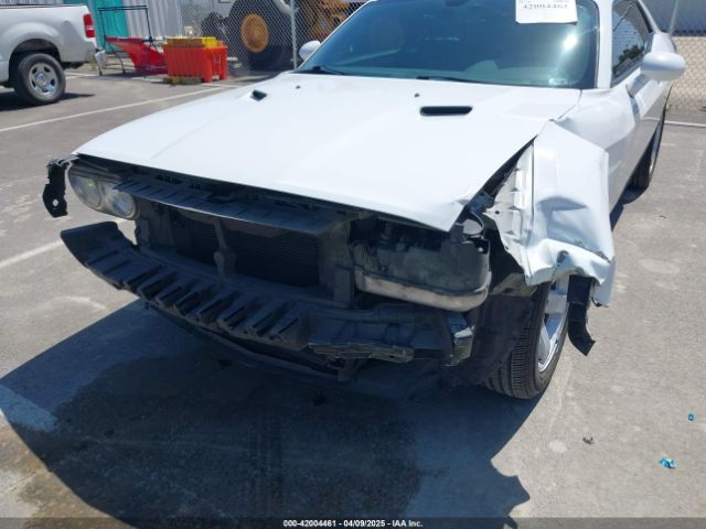 2C3CDYAG4EH153516 Dodge Challenger Sxt