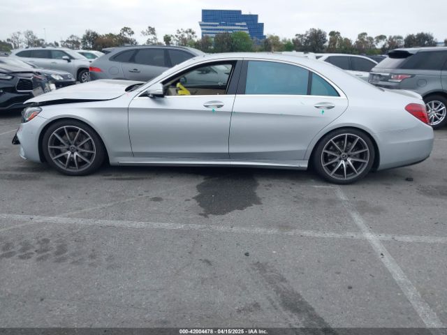 WDDUG8DB8KA438078 Mercedes-Benz S 560