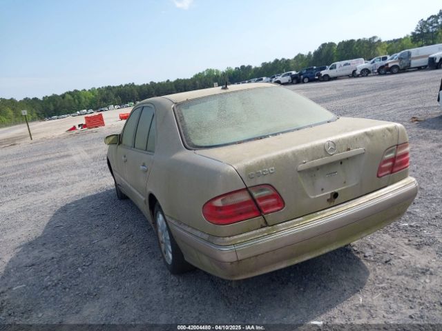 2000 MERCEDES-BENZ E 320 WDBJF65J6YB107172 Photo 2