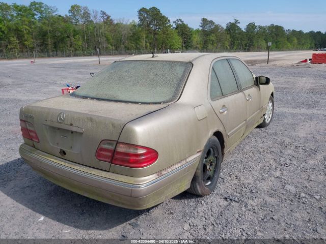 2000 MERCEDES-BENZ E 320 WDBJF65J6YB107172 Photo 3