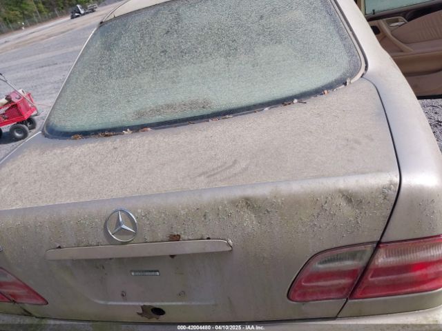 2000 MERCEDES-BENZ E 320 WDBJF65J6YB107172 Photo 5