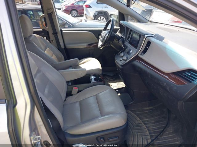 5TDDK3DCXGS137651 Toyota Sienna Limited 7 Passenger