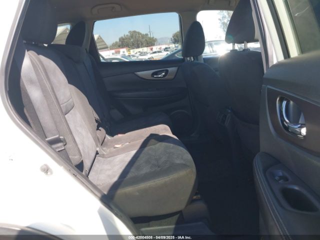 KNMAT2MT4GP618158 Nissan ROGUE SV
