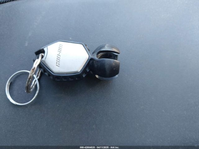 2021 CAN-AM MAVERICK X3 3JBVXAV4XMK004500 Photo 10