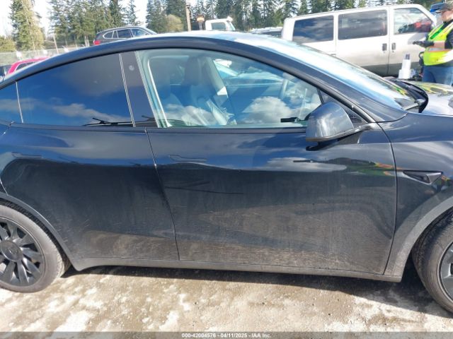 7SAYGDEEXNF459834 Tesla Model Y Long Range Dual Motor All-wheel Drive