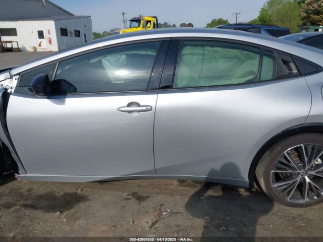 JTDACAAU2R3020491 Toyota Prius Limited