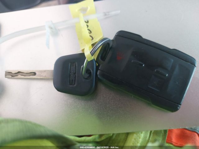 3GTU2MEC8HG345855 GMC Sierra 1500 Sle