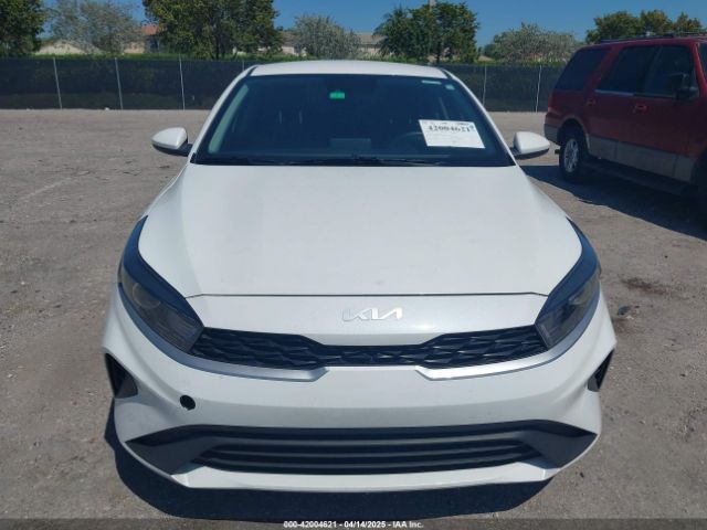 3KPF24ADXRE775844 KIA Forte Lxs