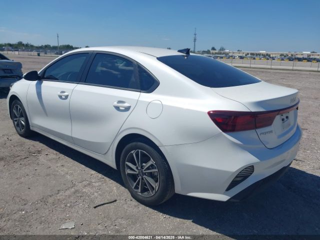 3KPF24ADXRE775844 KIA Forte Lxs