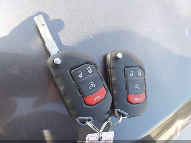 1C4HJXFG8NW130156 Jeep 2022