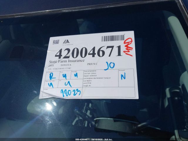JTDKDTB30E1573987 Toyota Prius C Two