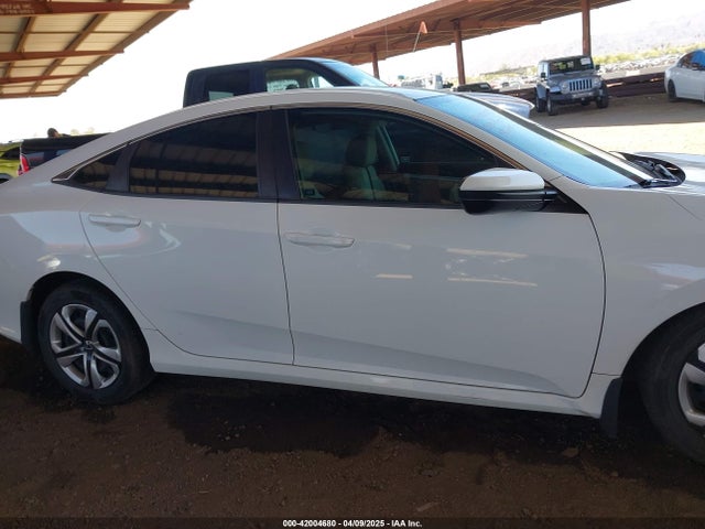 2HGFC2F58JH568589 Honda Civic Lx