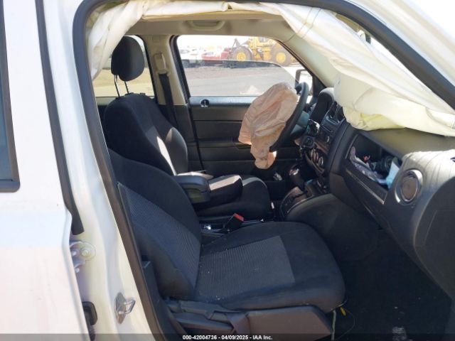 1C4NJRBBXFD366443 Jeep Patriot Sport