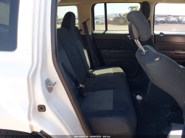 1C4NJRBBXFD366443 Jeep Patriot Sport