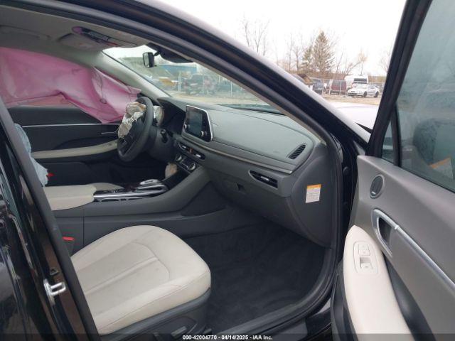 KMHL34JJ6NA050692 Hyundai Sonata Hybrid Sel