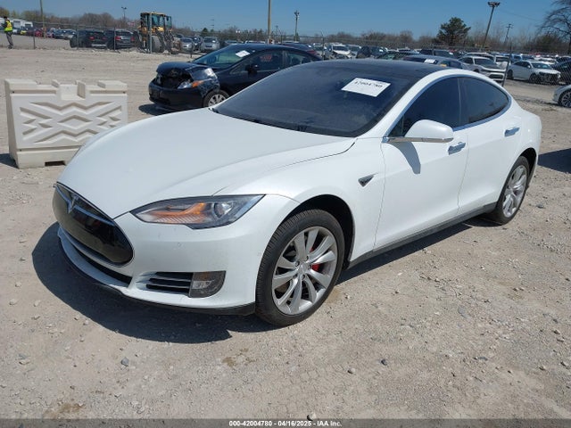 2015 TESLA MODEL S 5YJSA1H42FF084397 Photo 1